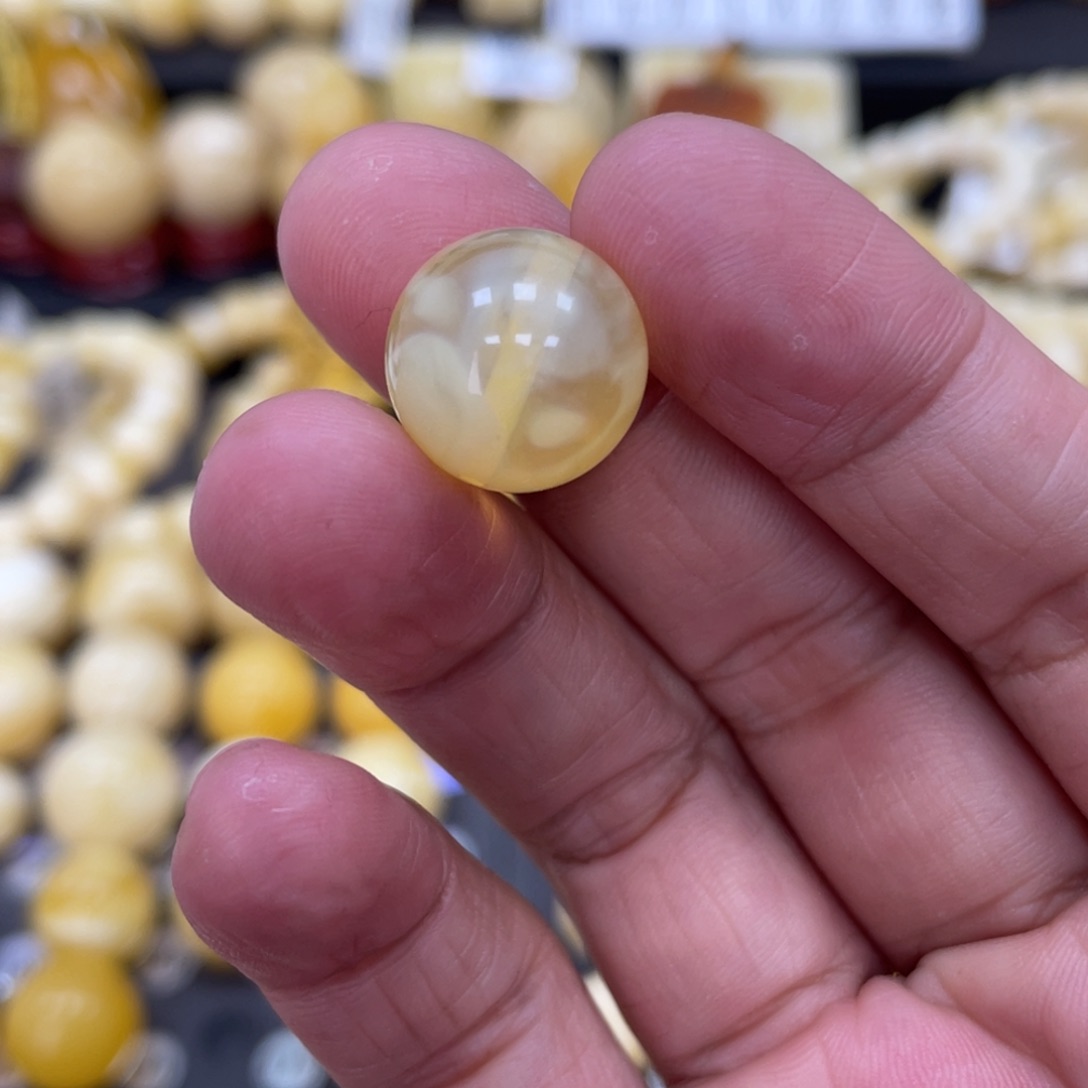 琥珀珠宝奇石未镶嵌14.4mm特色荧光