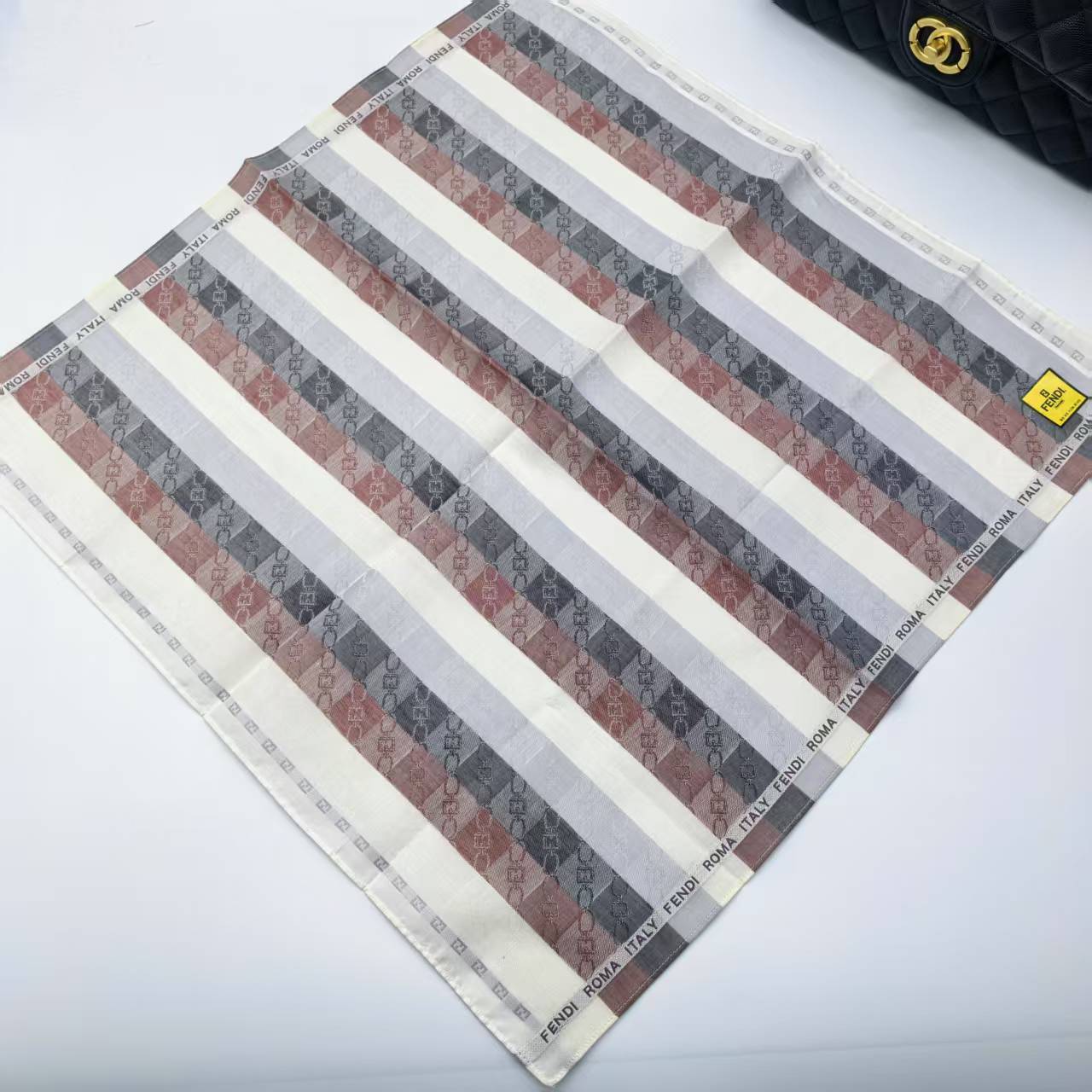 99新 FENDI/芬迪 海囤/芬迪/丝巾/xh94365