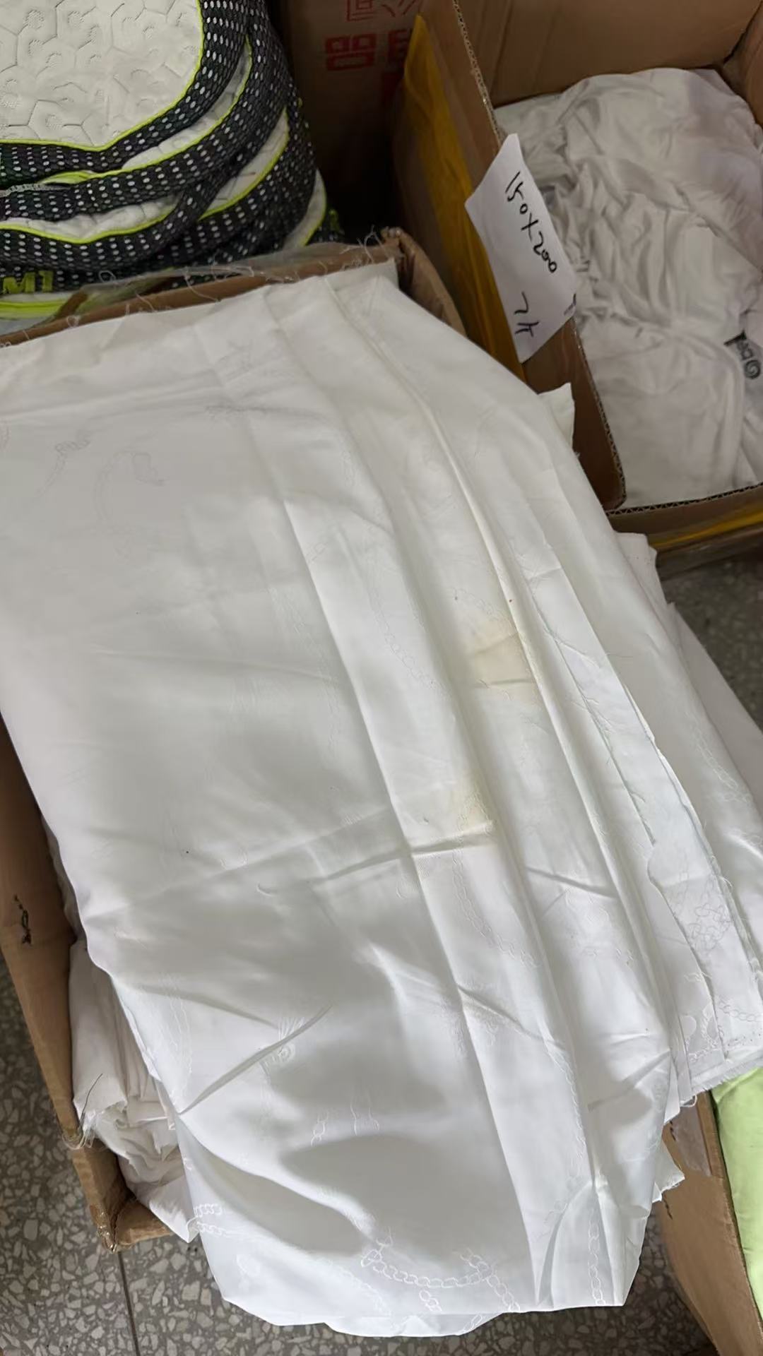 《兵哥外贸》200×200白色全棉贡缎布料 发1张 不挑花纹 微瑕疵