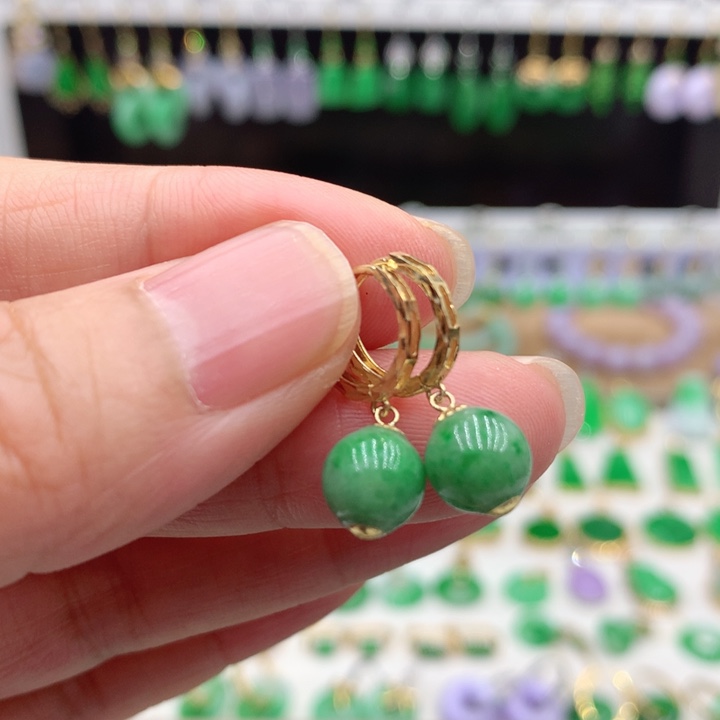 翡翠18K金镶嵌耳饰