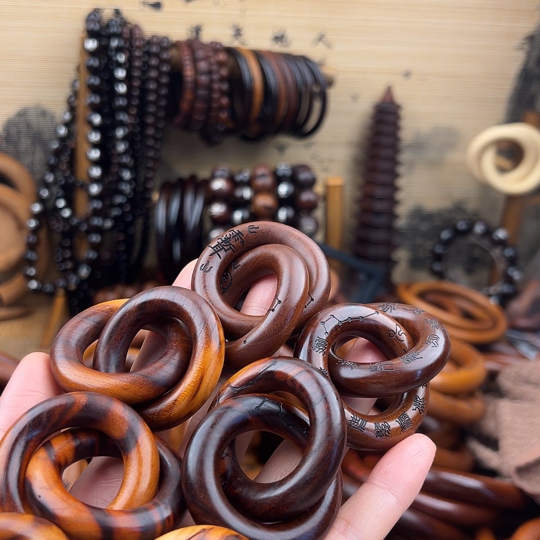 s***呀2.5内径桃木乾坤圈