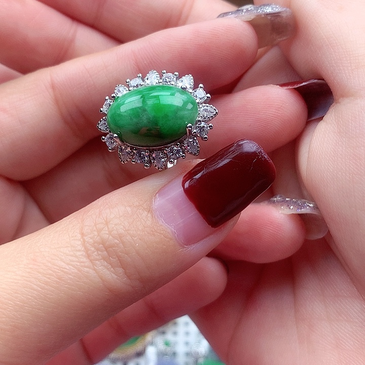 翡翠颈饰银S925镶嵌翡翠