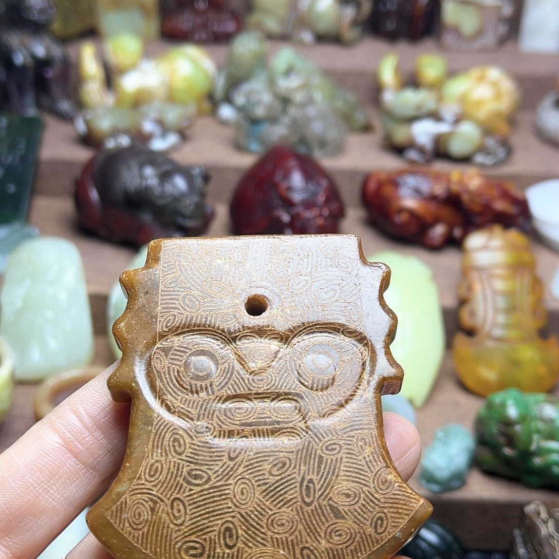 白玉菩提吊坠86。。