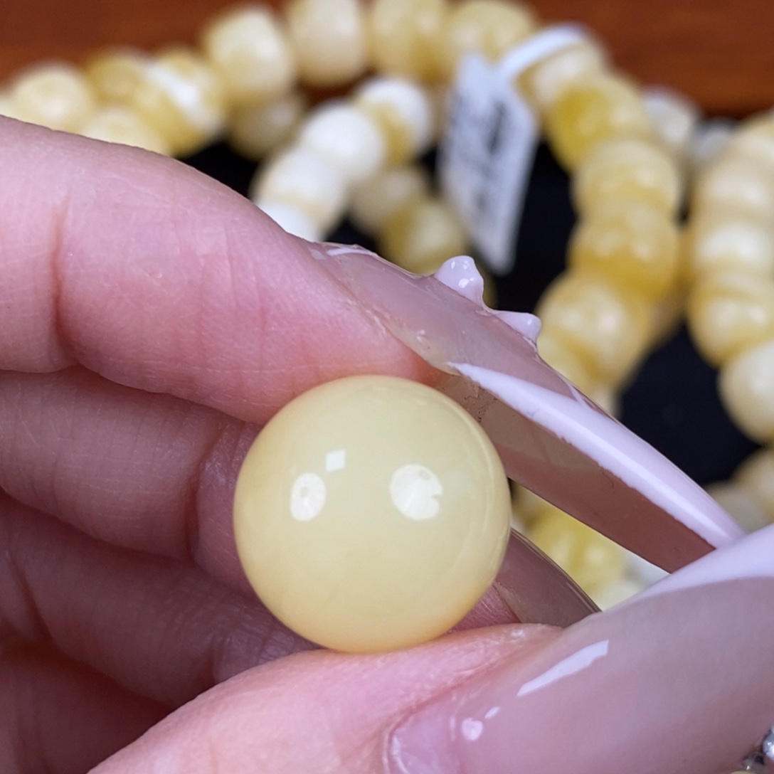 琥珀未镶嵌珠宝奇石205