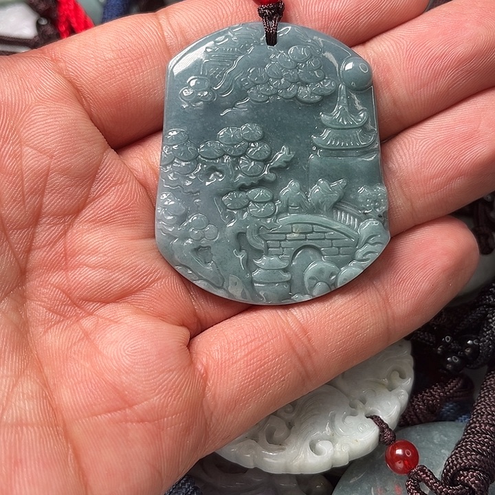 翡翠颈饰未镶嵌缅甸翡翠A货挂件吊坠