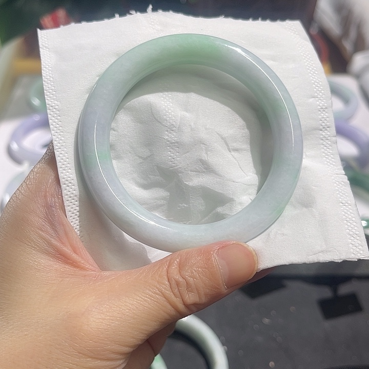 翡翠未镶嵌手镯纯天然缅甸翡翠手镯