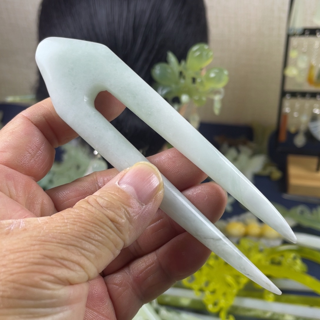 蛇纹石玉未镶嵌发饰