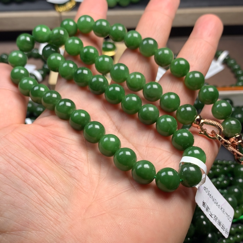 【闪购商品】和田玉（碧玉）颈饰未镶嵌小****?10m m