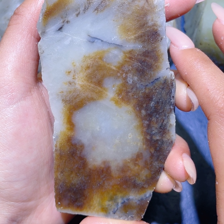 和田玉未镶嵌珠宝半成品