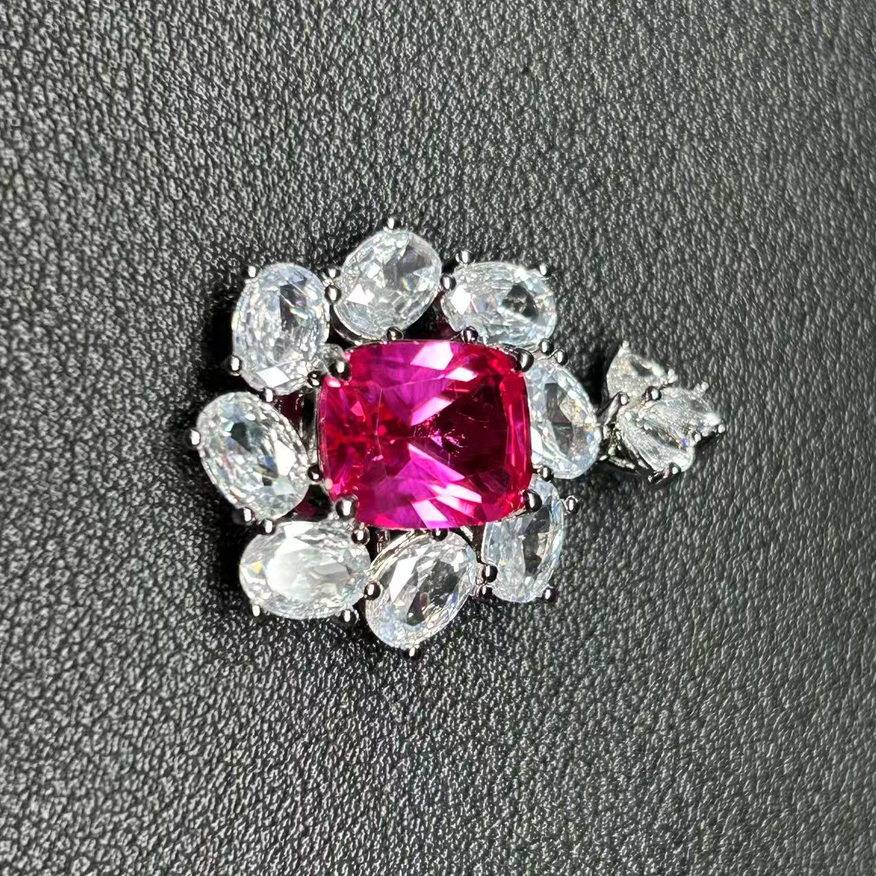 【蜜妃高订】WB-1006时尚设计吊坠多样性发一件