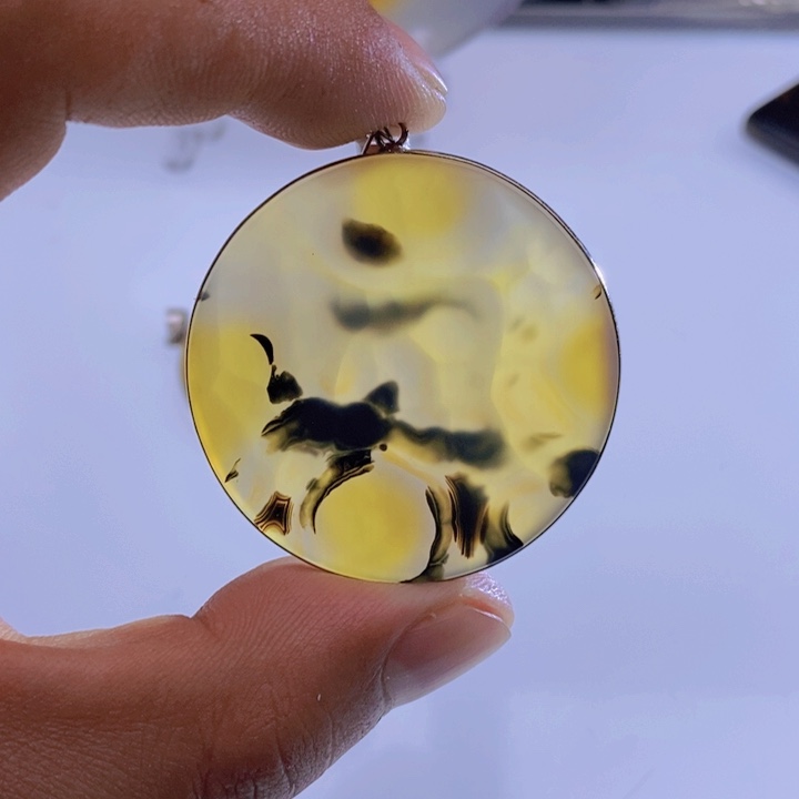 玛瑙/玉髓颈饰未镶嵌