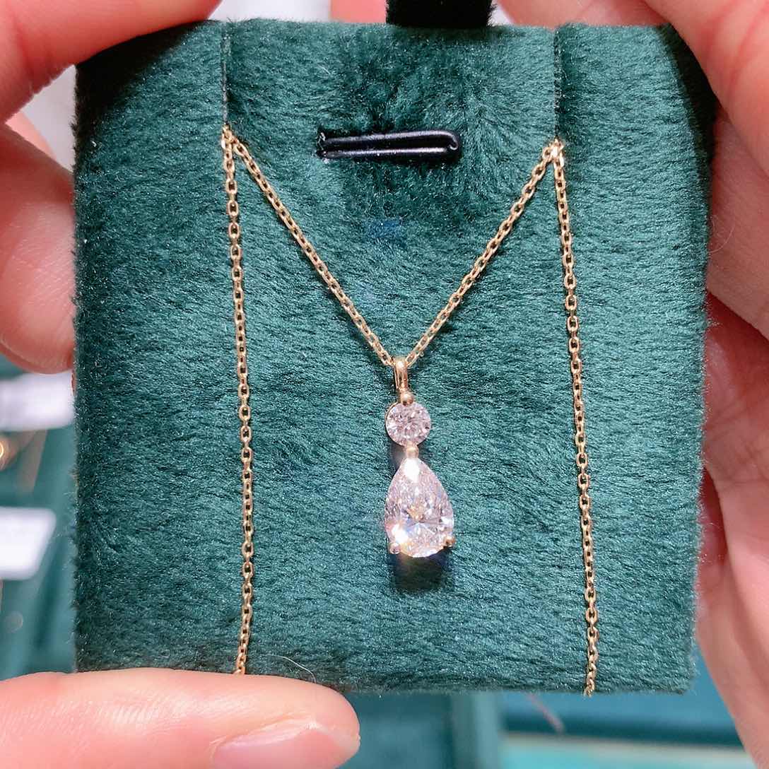 合成钻石项链18K金镶嵌