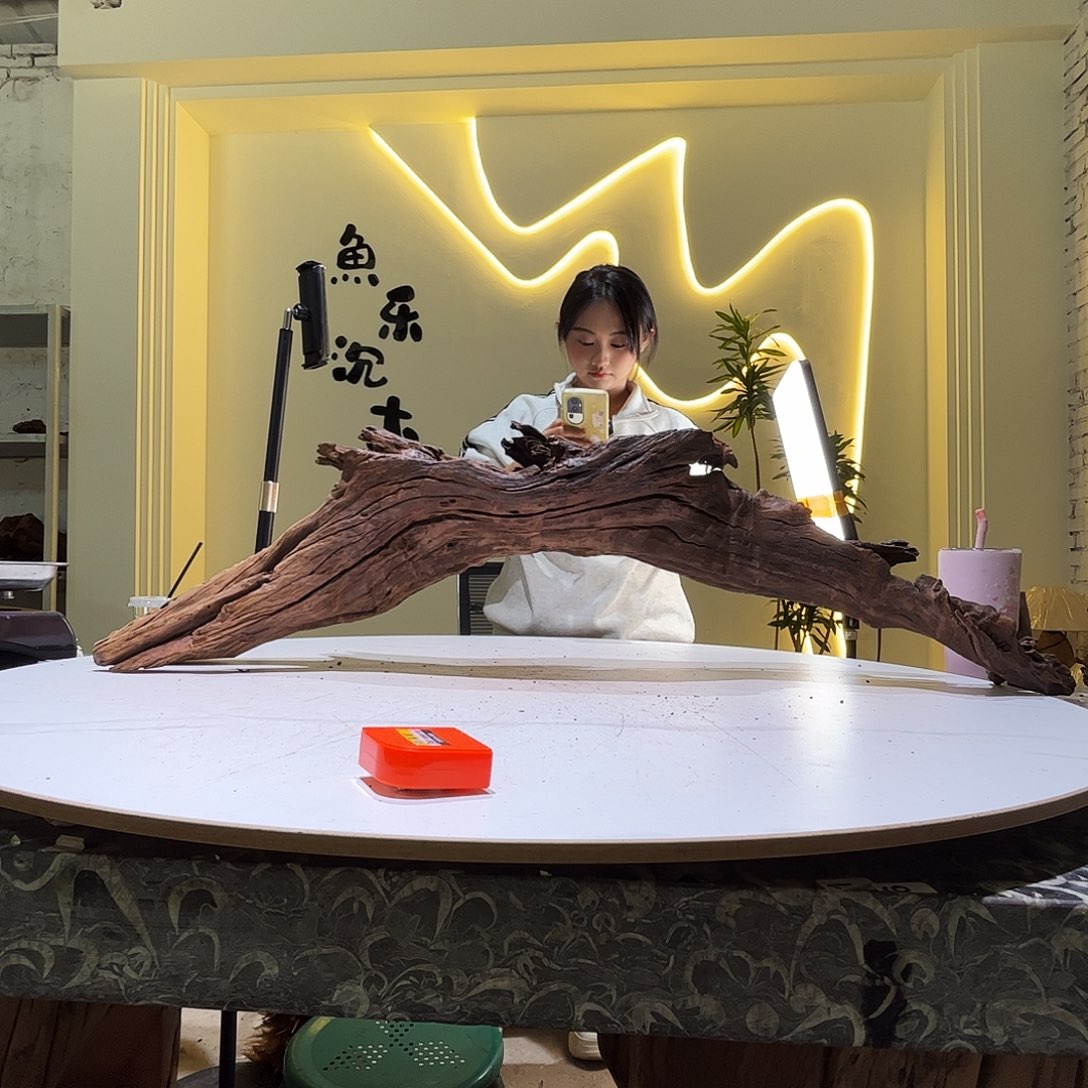 瓦当小**丶会黄黑红水899。109 21 29