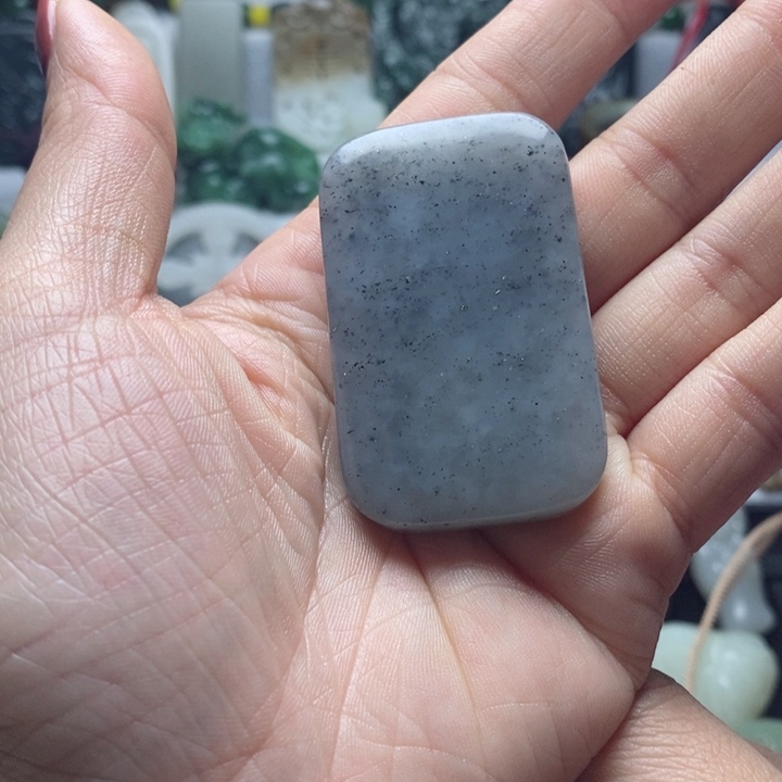 和田玉吊坠未镶嵌