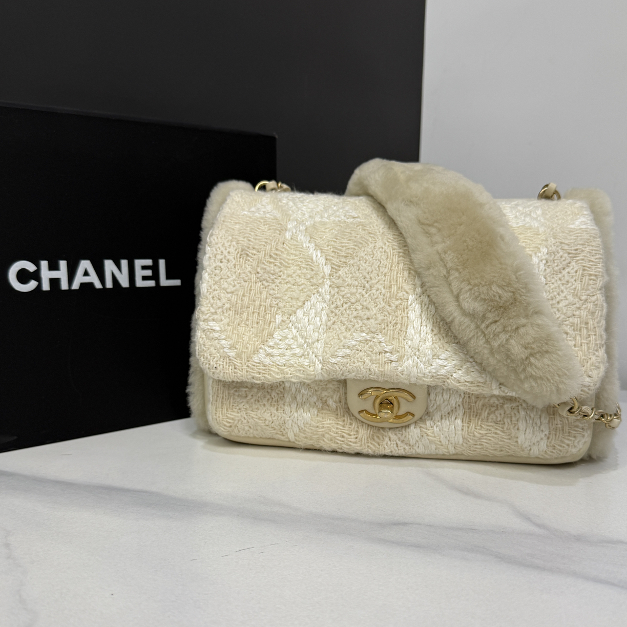 95新 Chanel/香奈儿 编织毛毛链条包26开24cm/0095121911