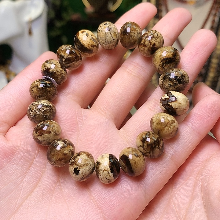 琥珀裸石未镶嵌抚顺琥珀一级干白花13