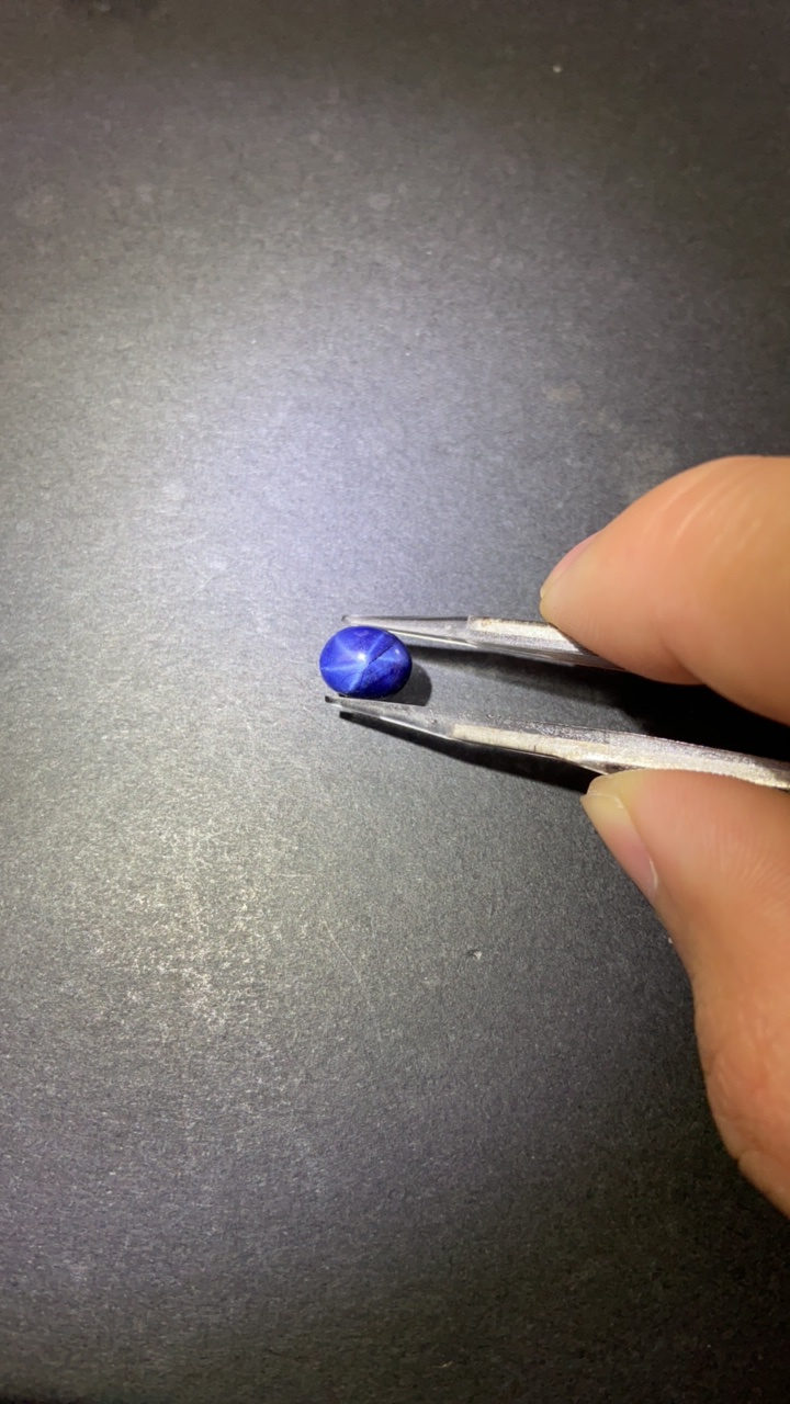 天然蓝宝石星光2.2克拉
