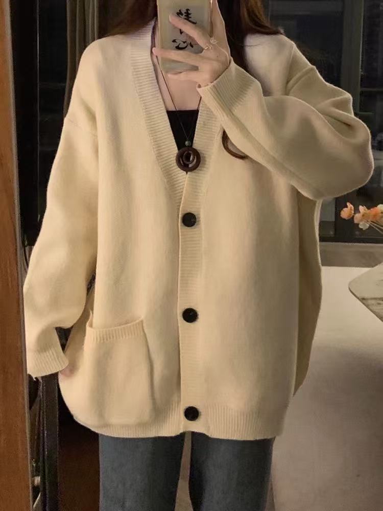 551-600(需在直播间实时下单）早秋宽松显瘦百搭v领针织开衫外套