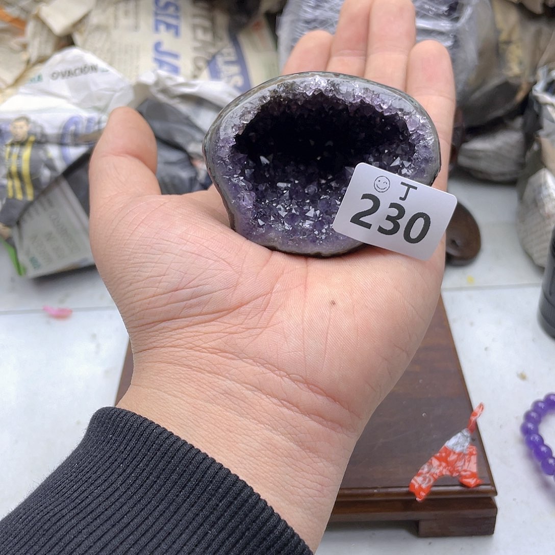 紫晶大型摆件（非配饰）未镶嵌