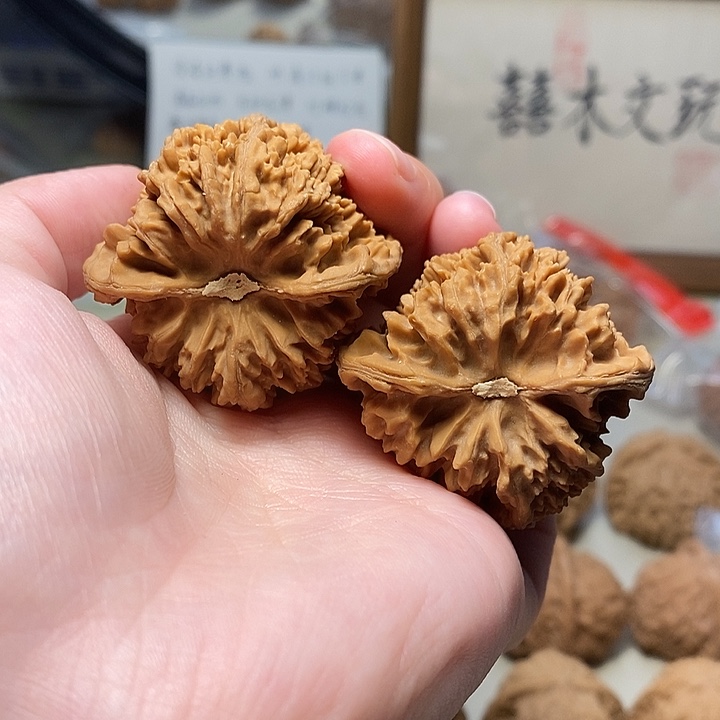 文玩核桃吊坠42满天星