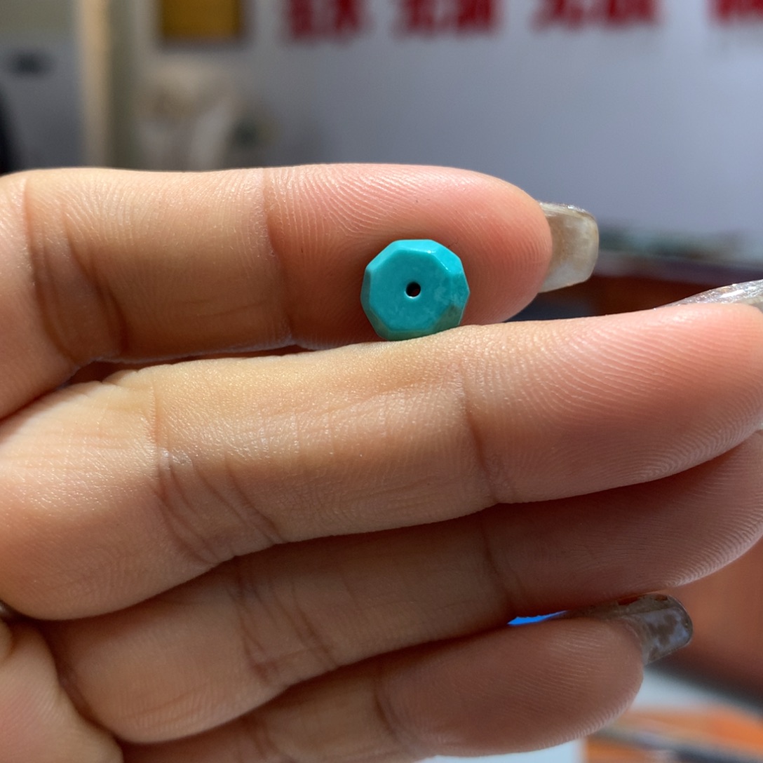 绿松石配饰未镶嵌