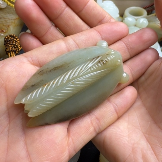 和田玉挂件未镶嵌森*