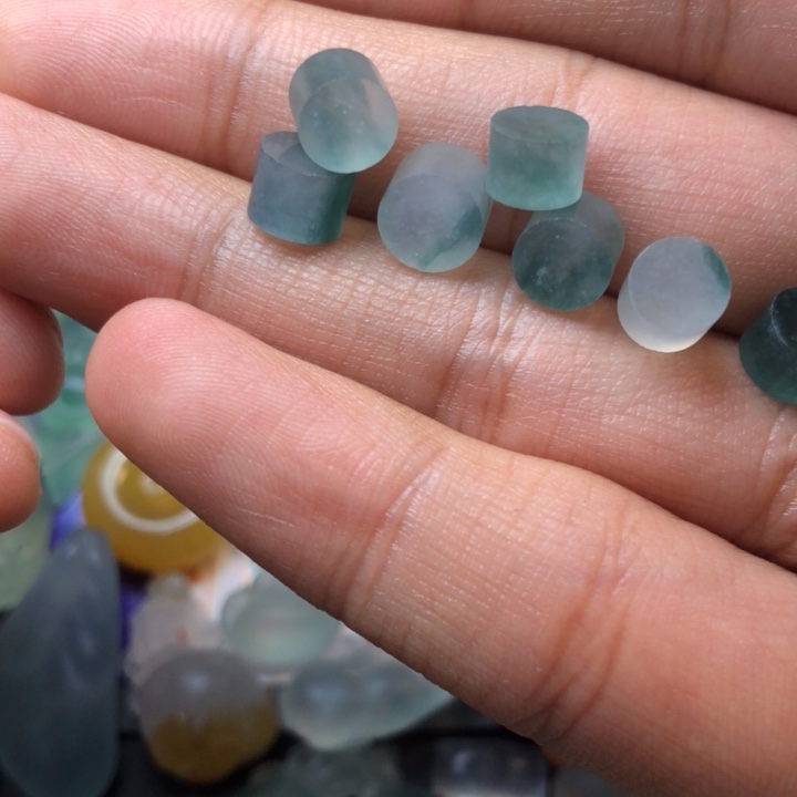 定制翡翠未镶嵌挂件