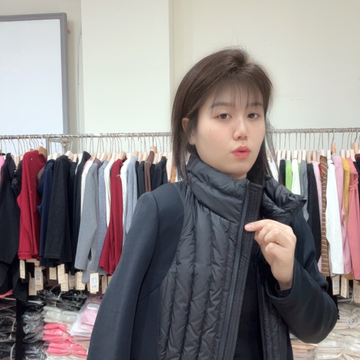 *****芮娜依莲芮娜依莲