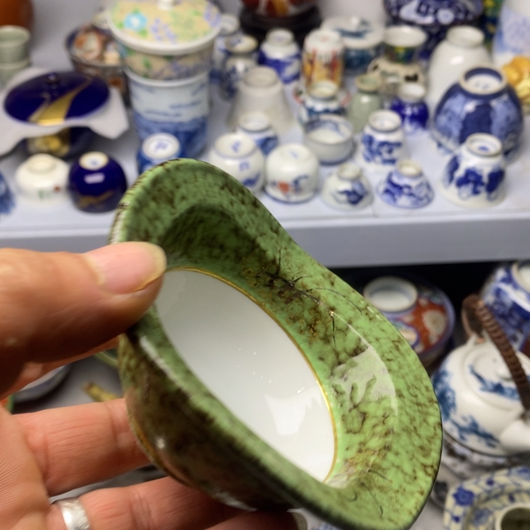 瓷片是因为她太喜欢自己一