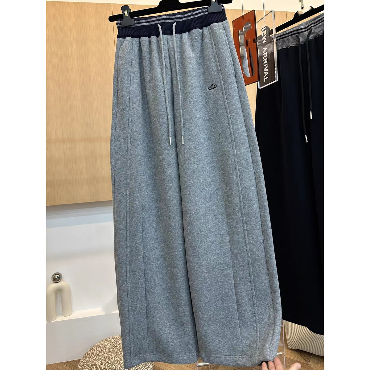 827#腰撞色抽绳松紧高腰a字母刺绣加绒直筒休闲卫裤女拼色洋气