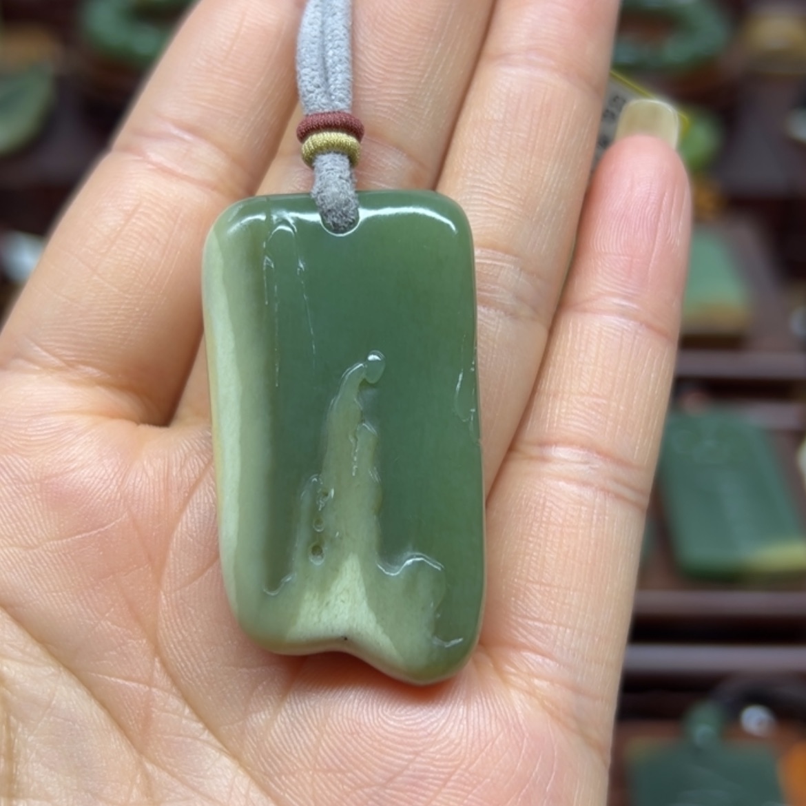 【闪购商品】颈饰未镶嵌岫岩河磨玉（透闪石质玉）悟道