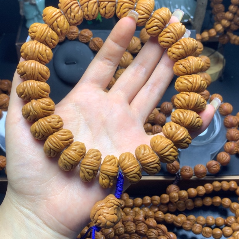 【闪购商品】桃核手串雨*树王纽扣21手持