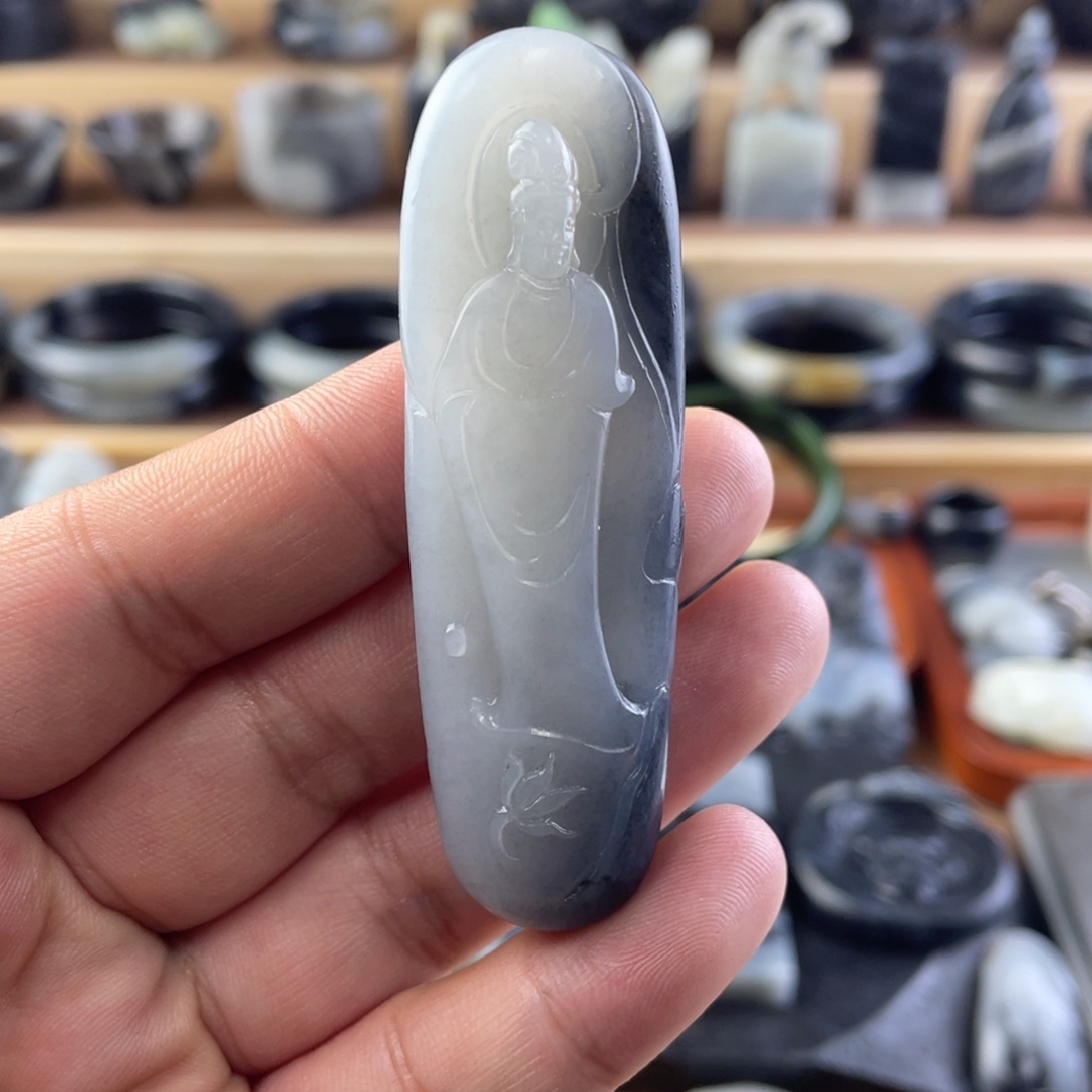 颈饰未镶嵌和田玉岁**声