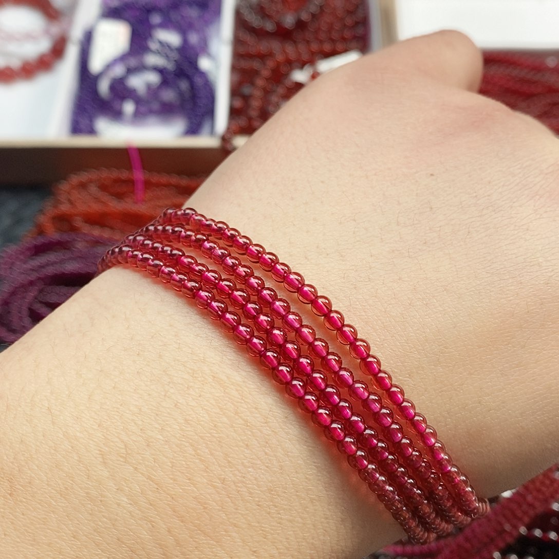石榴石（芬达石）手链未镶嵌3.3mm净体4圈