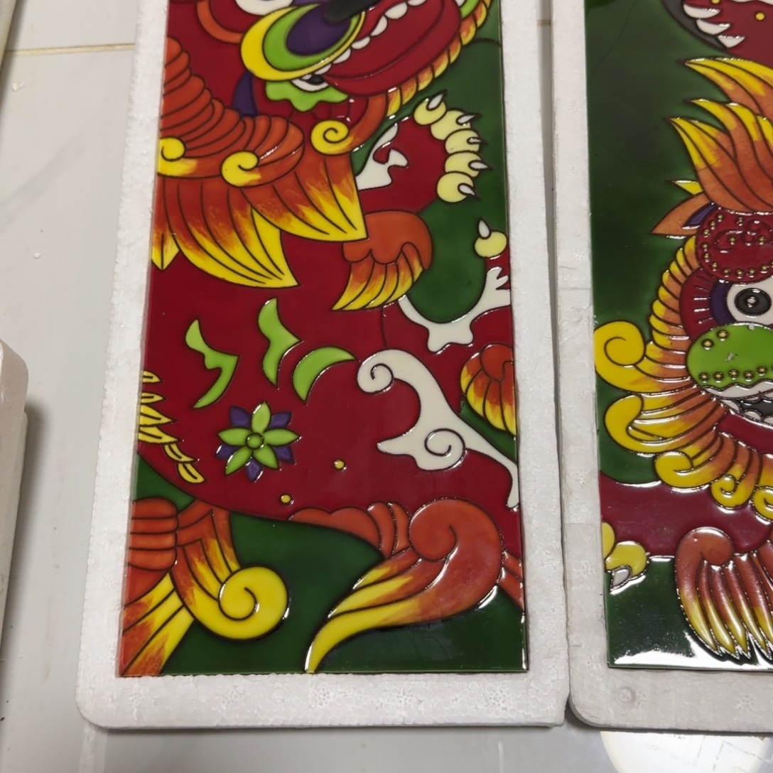 用***7瓷版画老榆木狮子画一对