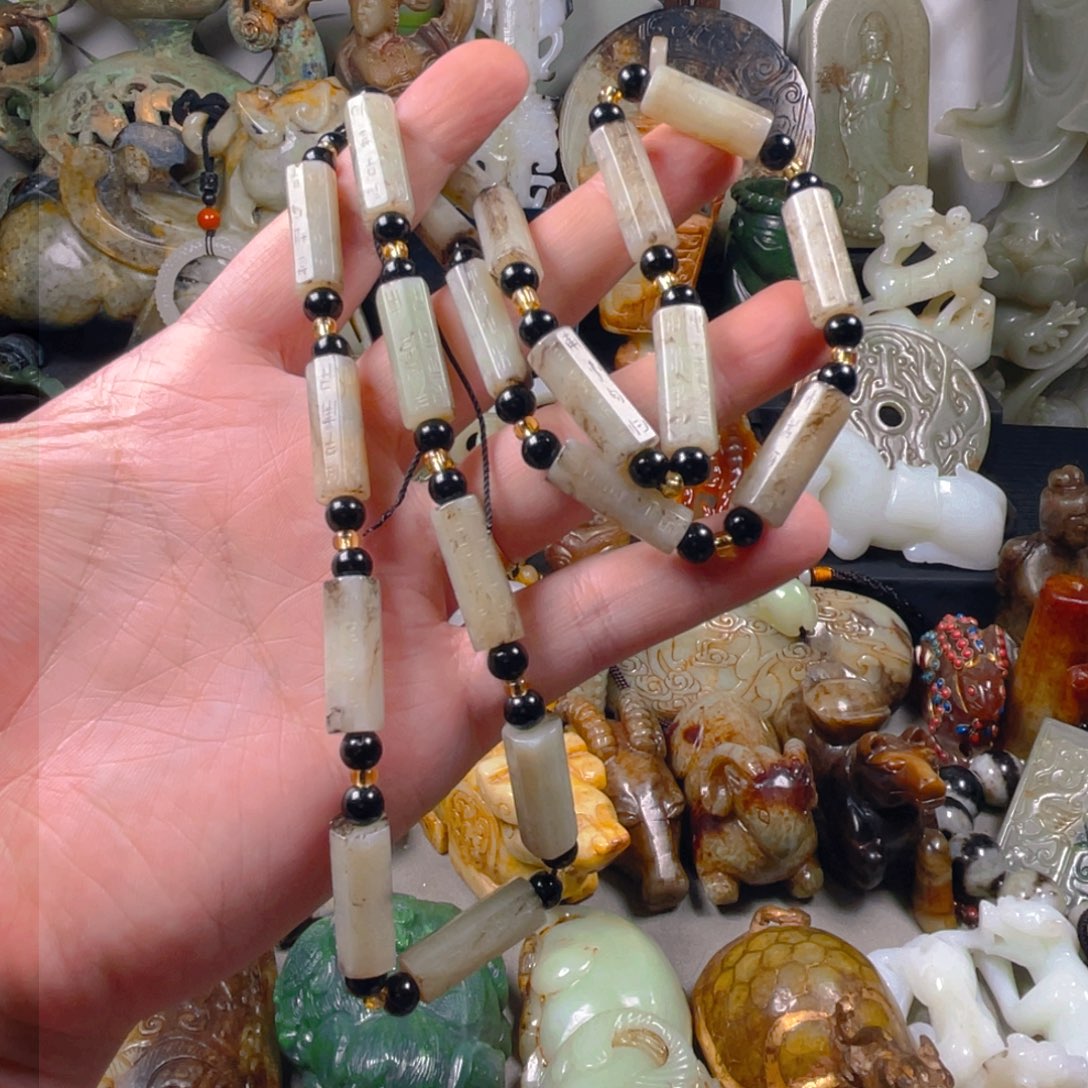 和田玉挂件未镶嵌46