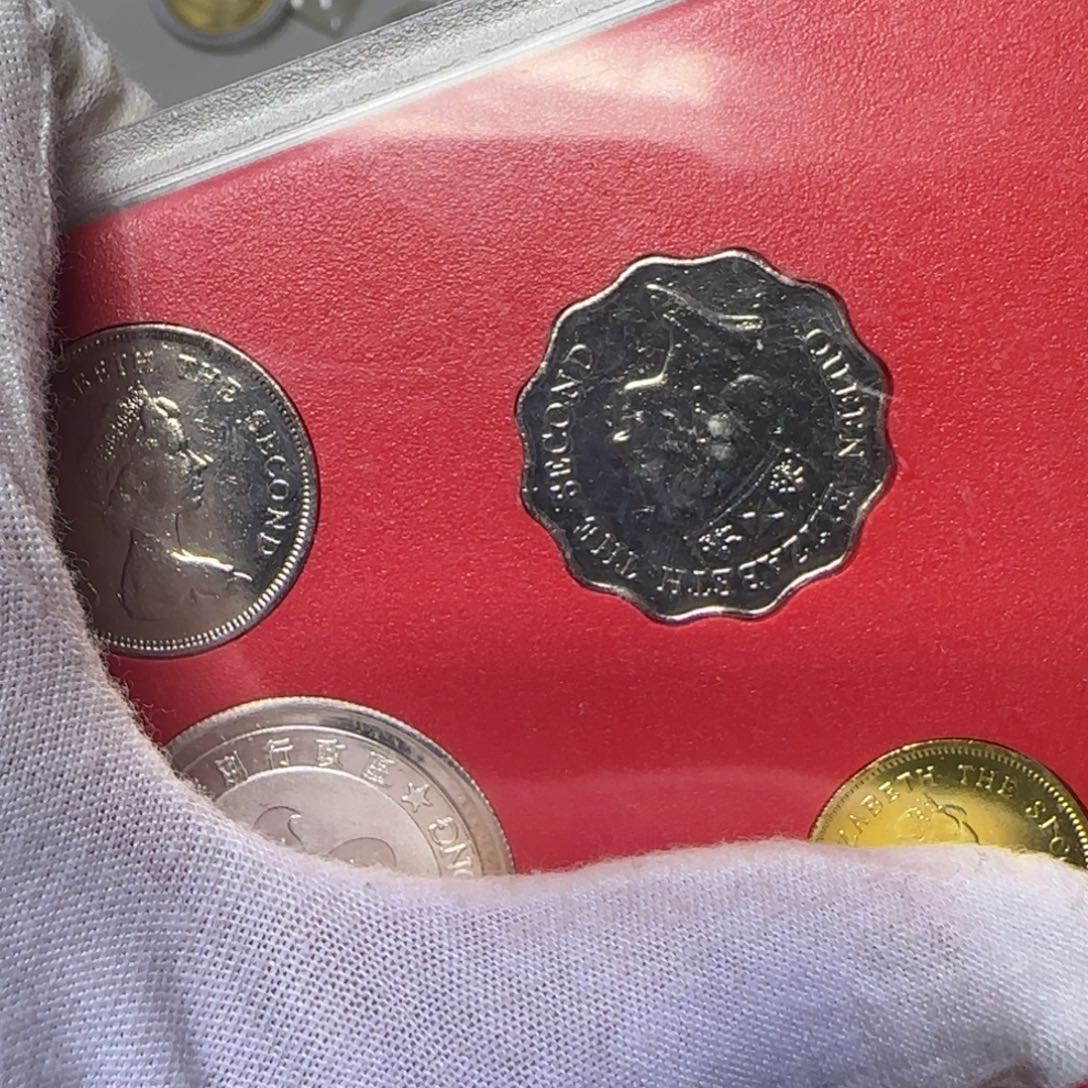 合金女王版钱币套装福利出