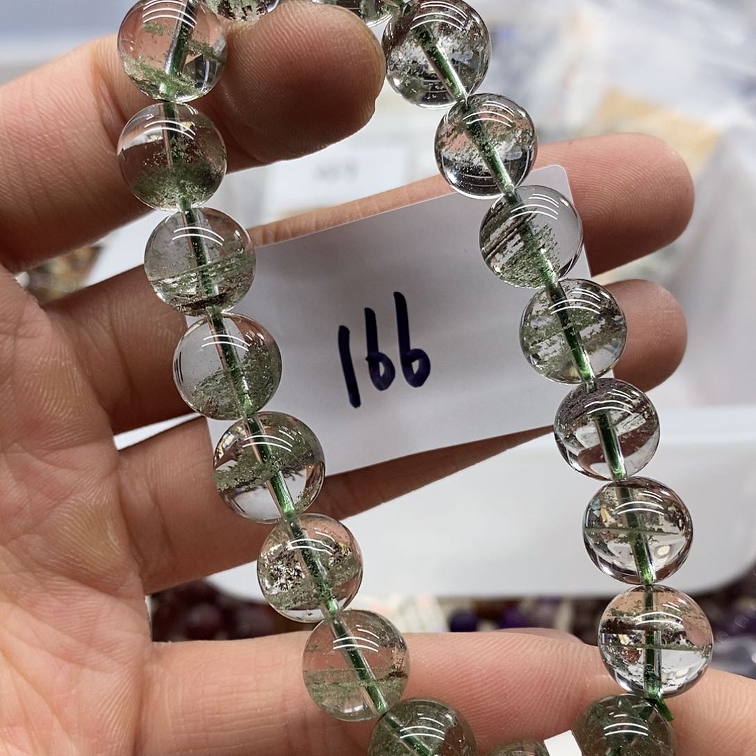 水晶手串未镶嵌天然