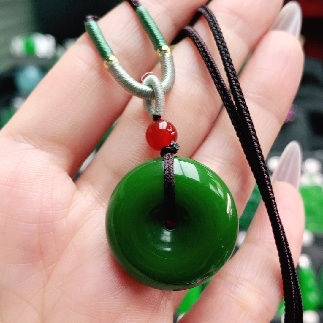 玛瑙/玉髓吊坠未镶嵌