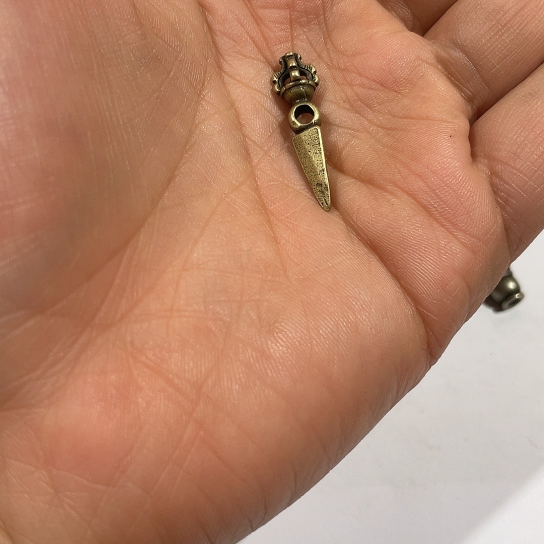 亦***称东西很好看很好看