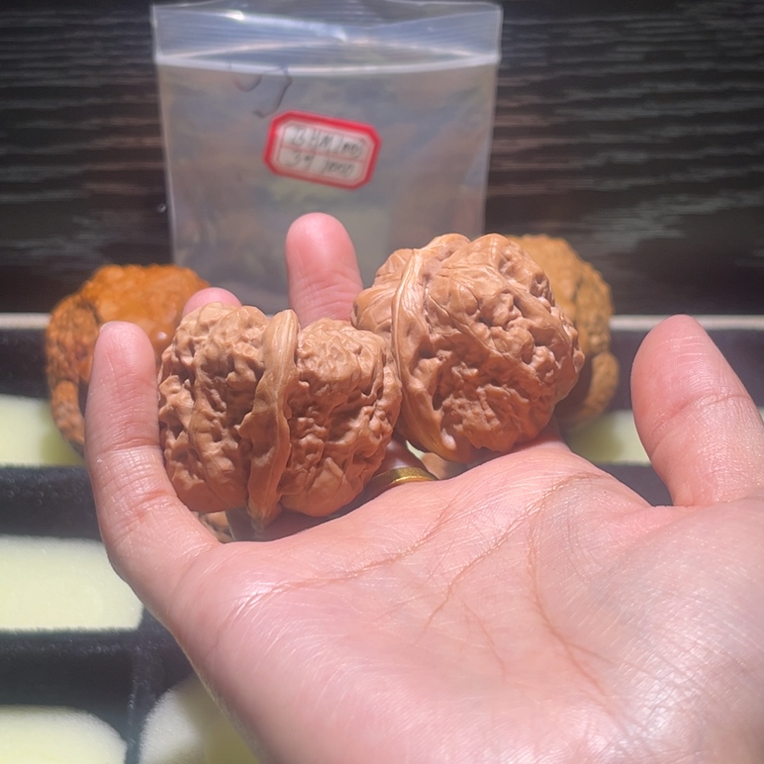 ****8大叶紫檀（黑酸枝木类）蛤蟆