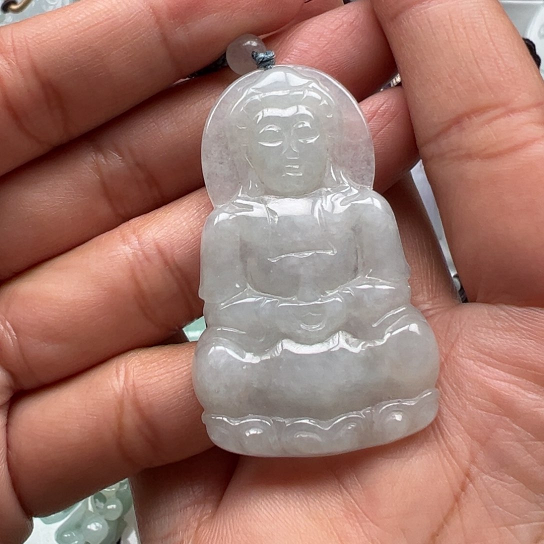 翡翠颈饰未镶嵌观音
