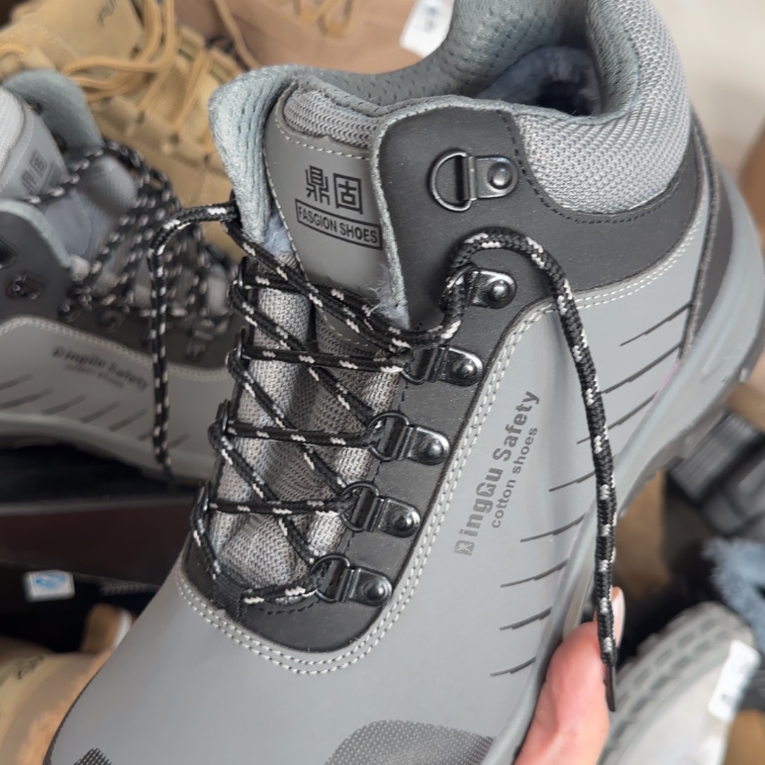 39码灰皮某固中高帮棉鞋