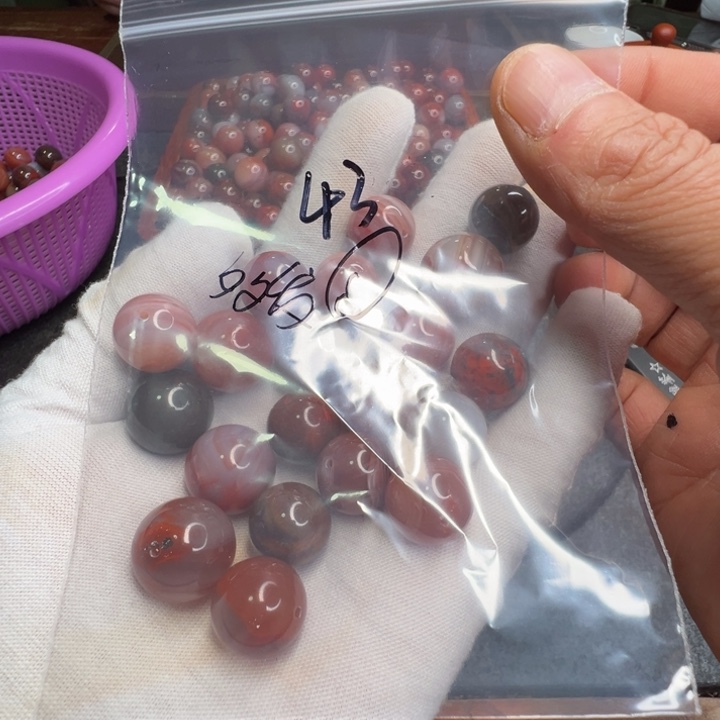 南红玛瑙未镶嵌配饰43号微瑕多样性发一粒