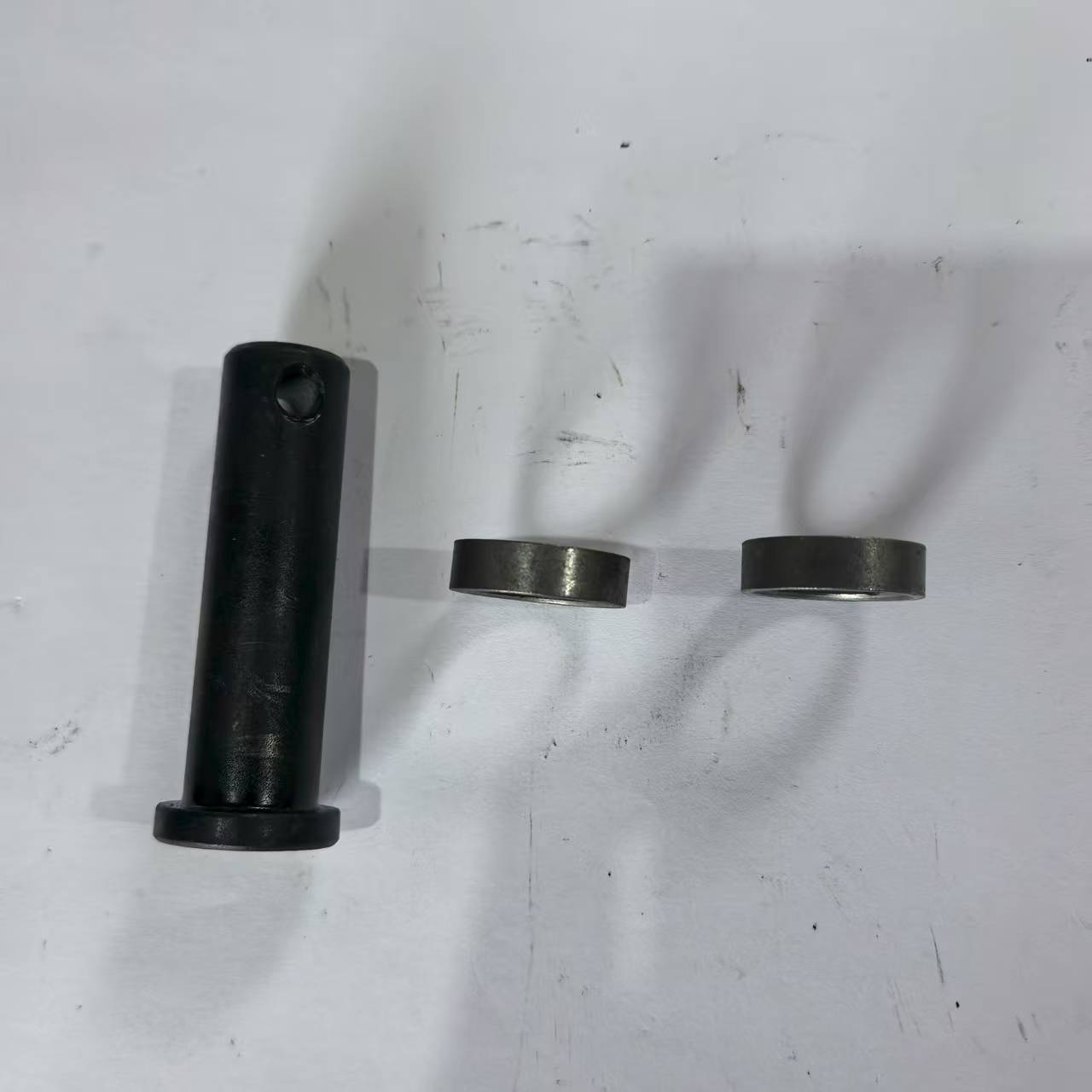 旄牛还田机刀片组装用销轴加隔套（通用每组刀1个销轴2个隔套）