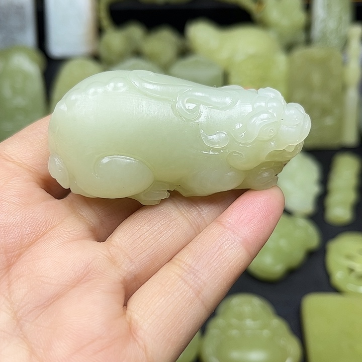 和田玉（糖玉）未镶嵌颈饰