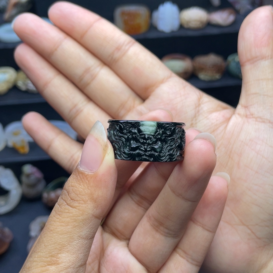 骄***_定制翡翠未镶嵌钟馗扳指21.7内径