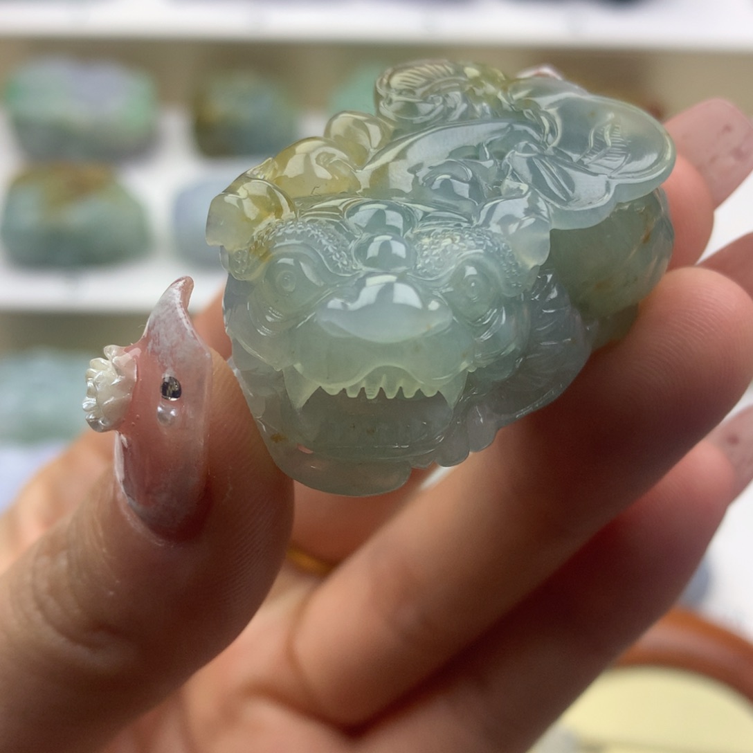 翡翠吊坠(不含链)未镶嵌小***?天然缅甸翡翠A货貔貅