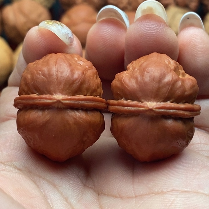 核桃精品文玩核桃手捻小红豆