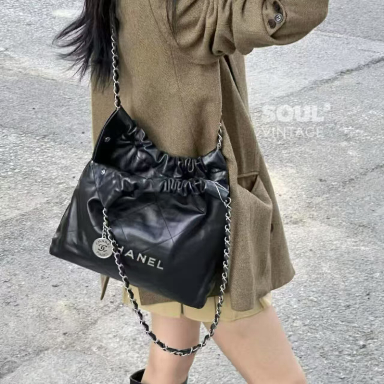 95新 Chanel/香奈儿 黑银牛皮 22bag 小号/618116238